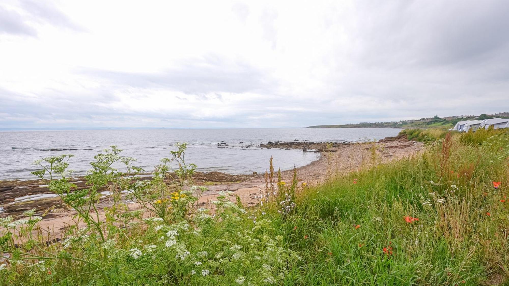Sauchope Links Holiday Lodge And Glamping Park Crail Exterior foto